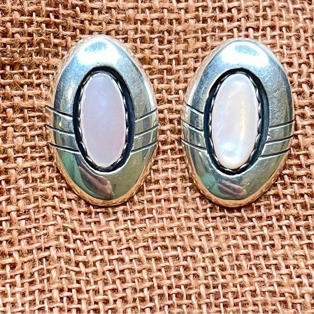 Vintage Silver Navajo Mother of Pearl Stud Earrings 1”